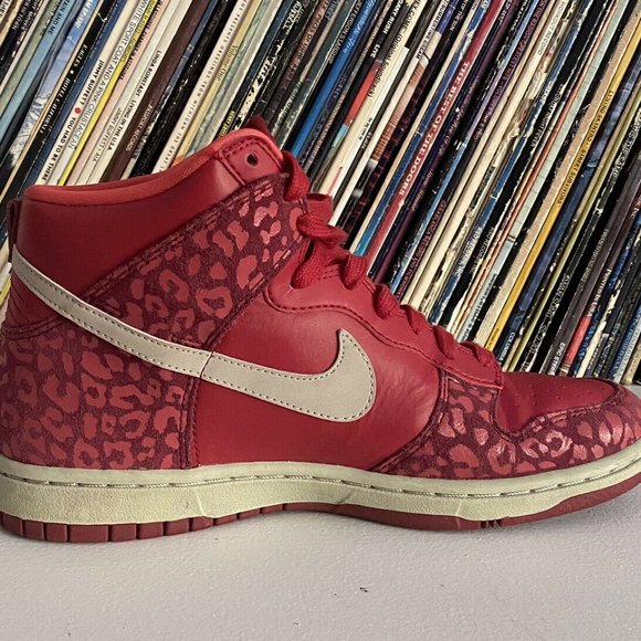 nike leopard red